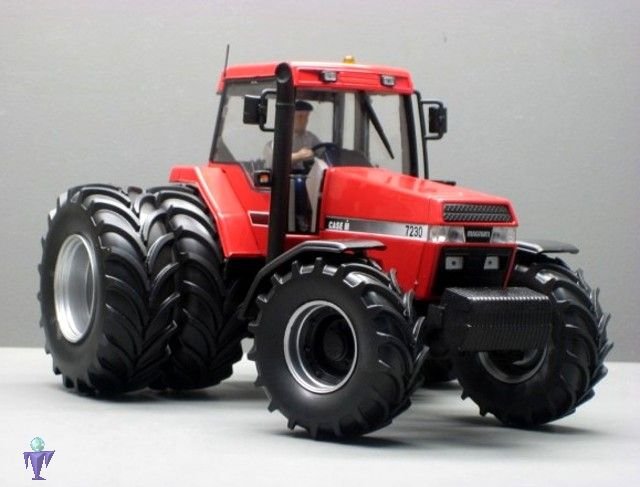 Traktor Case MAGNUM-7230