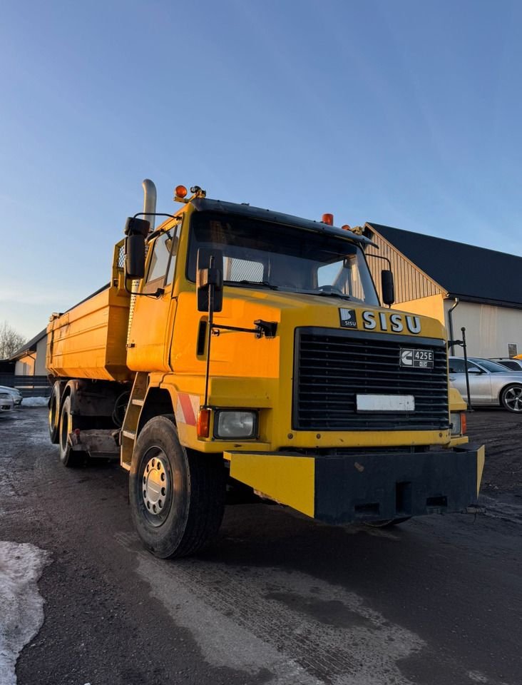 Truck Sisu SR300CAKH-8X2