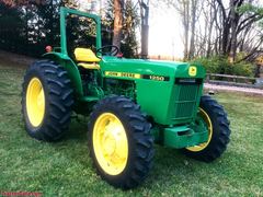 John Deere 1250