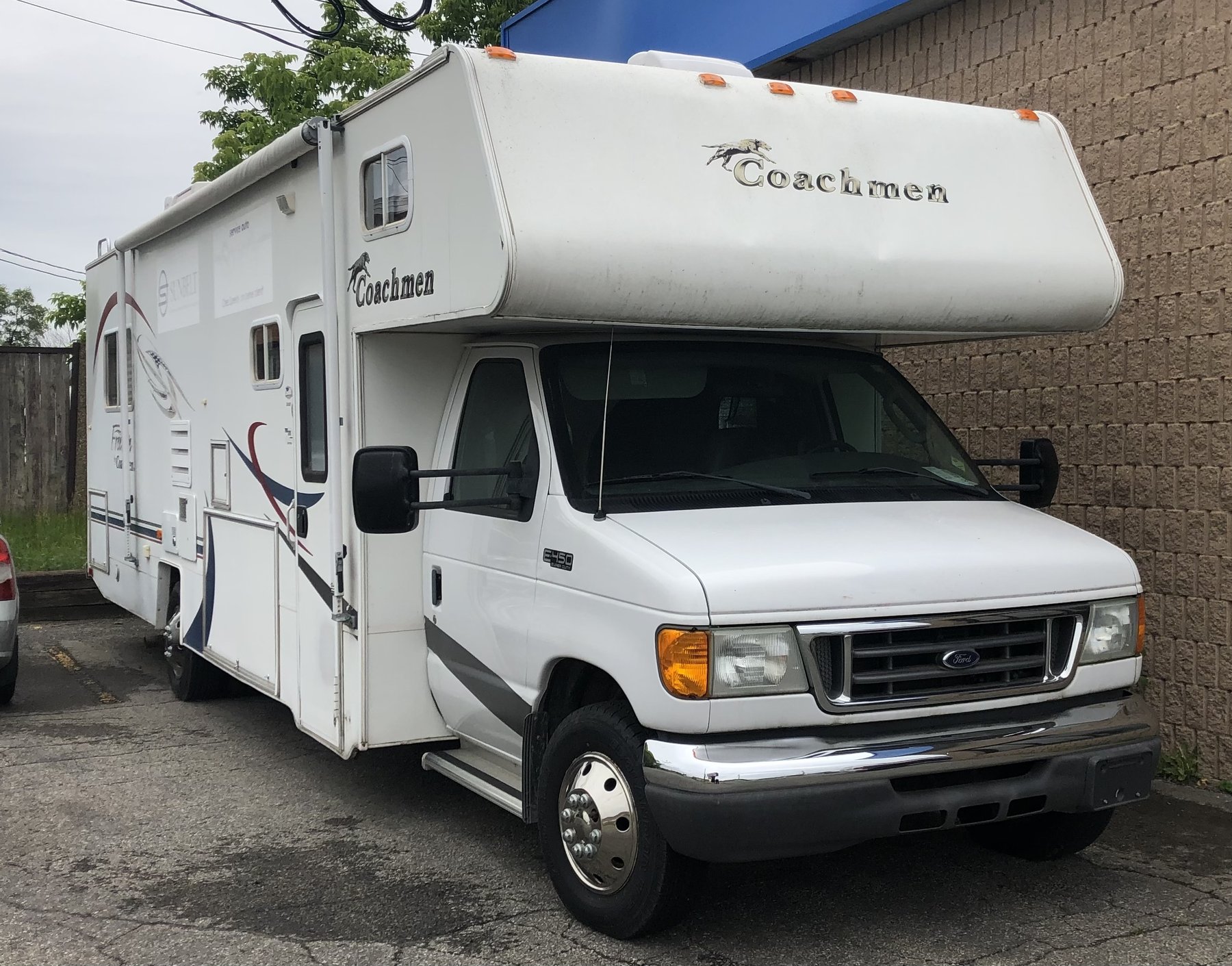 Ford E450
