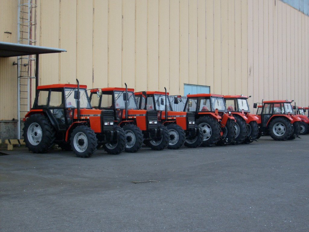 Ursus 4514D