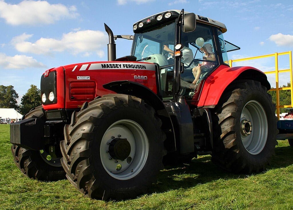 Tractor Massey Ferguson 6490