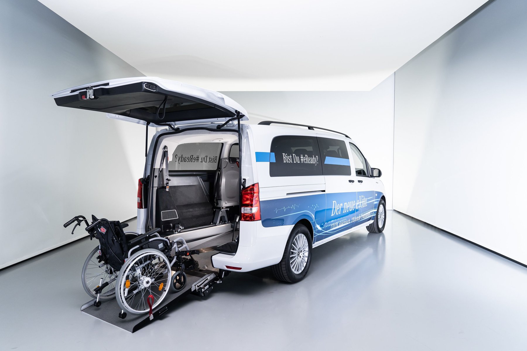 Van Mercedes Benz L405/36