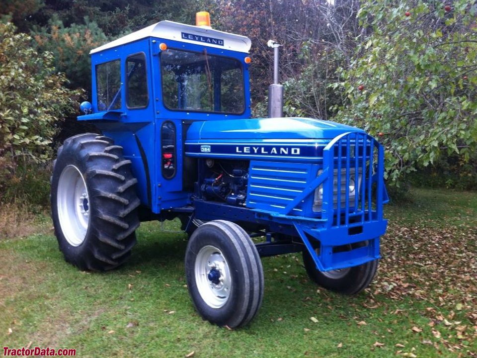 Tractor Leyland 384N