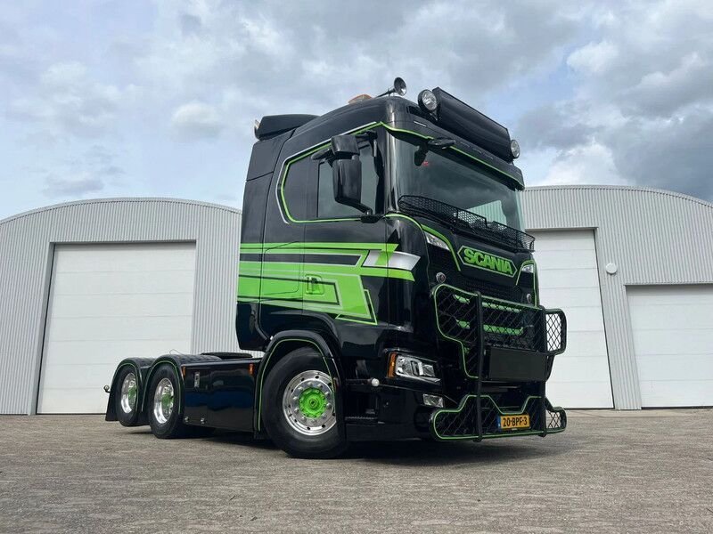 Truck Scania S 650 A6x2/4NA