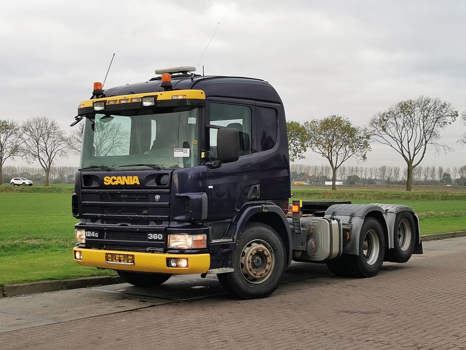 Truck Scania 124 LB-B-6X2/530+136