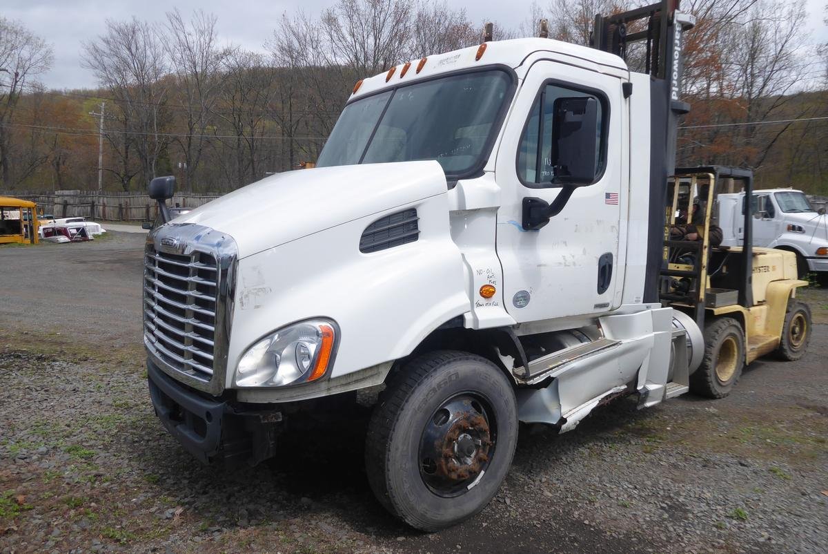 Zugmaschinen Freightliner Cascadia 113 Day Cab Detroit DD13