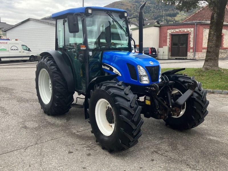 New Holland TN70A