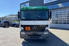Mercedes Benz 2550L-93020-6X2/450+135