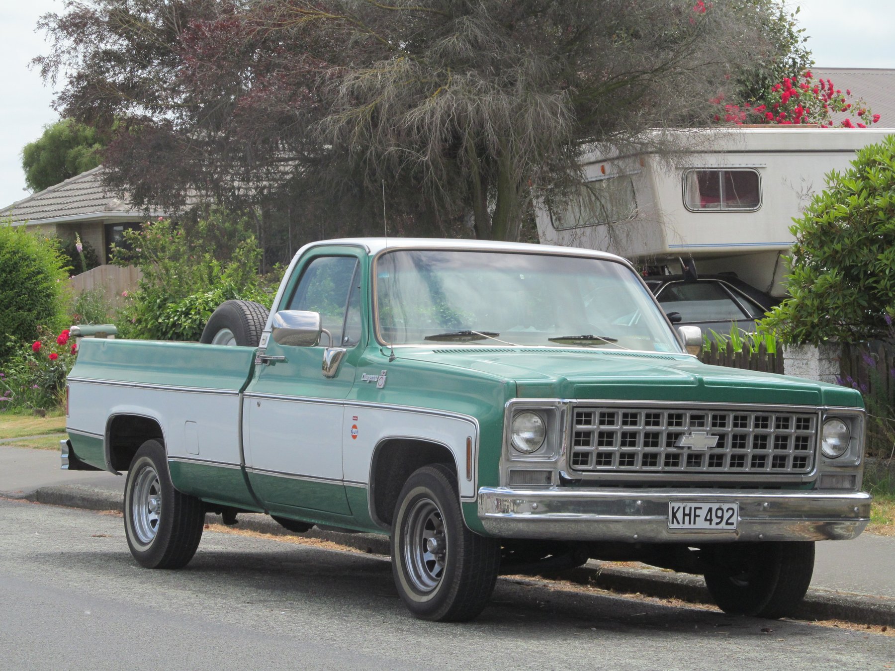 Van Chevrolet CHEYENNE10