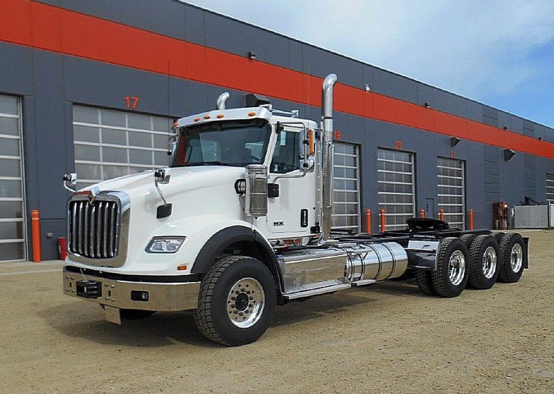 Lastwagen International HX62F