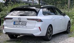 Opel ASTRA SPORTS TOURER+