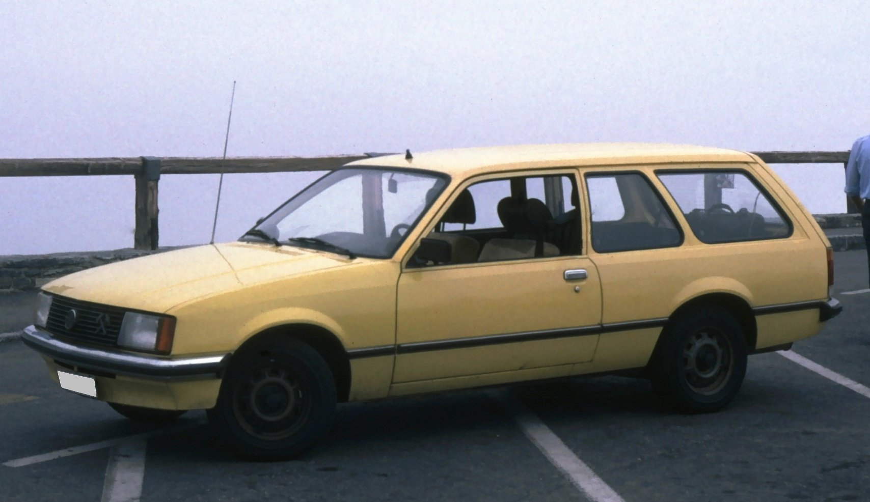 Samochód dostawczy Opel 2.0CDTI