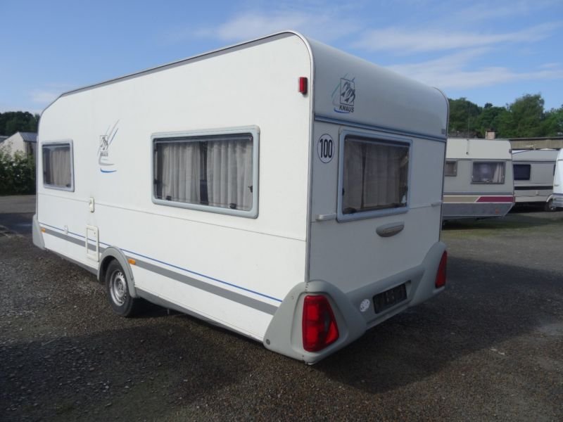 Anhänger KNAUS TABBERT AG AZUR 450 FV