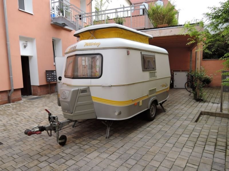 Trailer ERIBA Familia 320