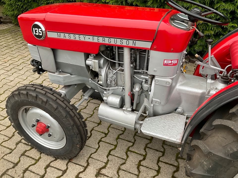Tractor Massey Ferguson MF 132 S-A