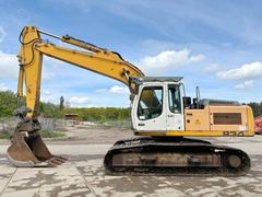 Liebherr R934C