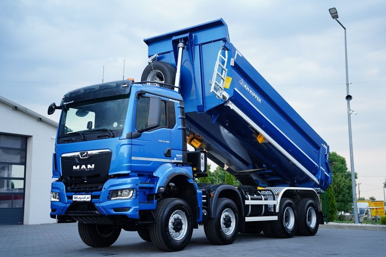Truck MAN TGS 41.480 8X8 BB