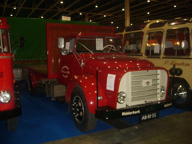 Lastwagen DAF A16DD-456