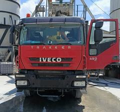 Iveco 260T45-6X6/420+138