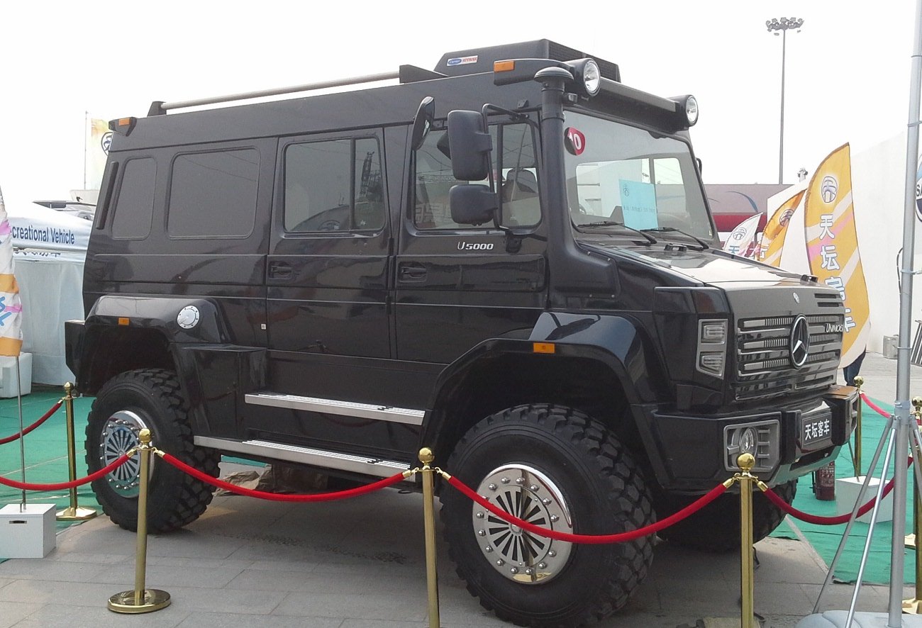 Truck Mercedes Benz UNIMOG U5000/3850