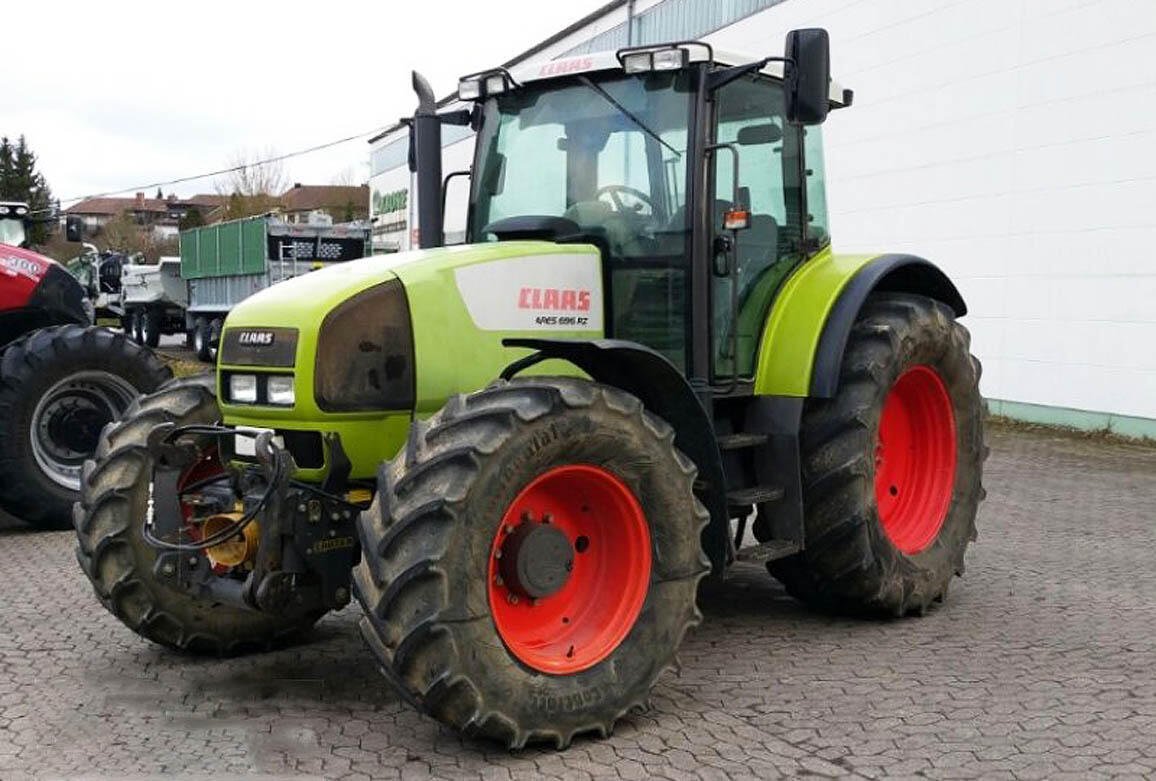 Tractor CLAAS Ares 696