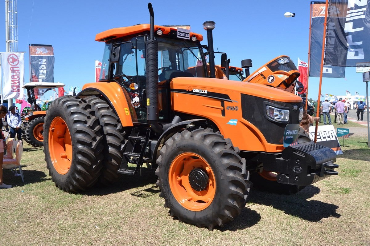 Traktor Zanello 460