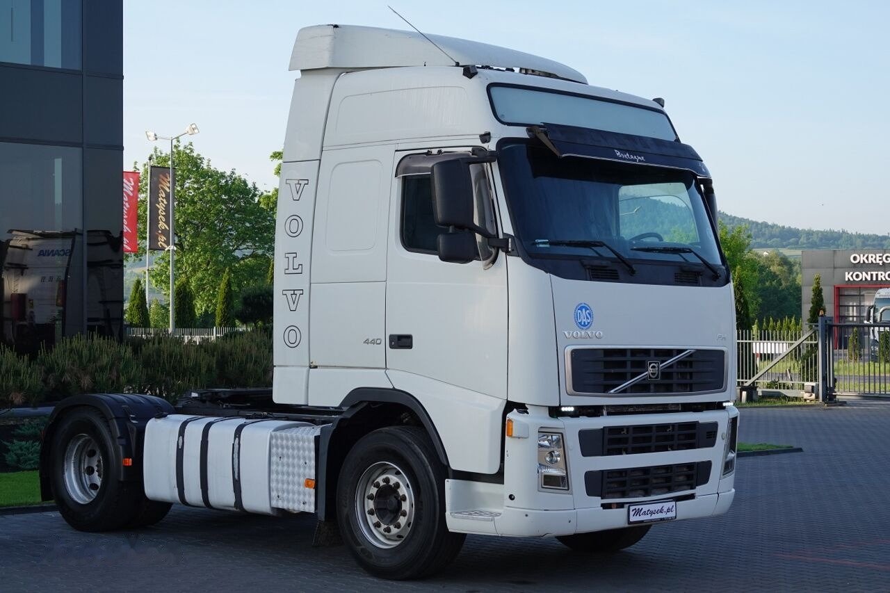 Truck Volvo FH 440 4X2R FAL9.0 RAD-A4