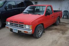 Nissan PICK-UP
