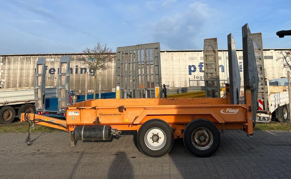 Trailer Fliegl TTS 89