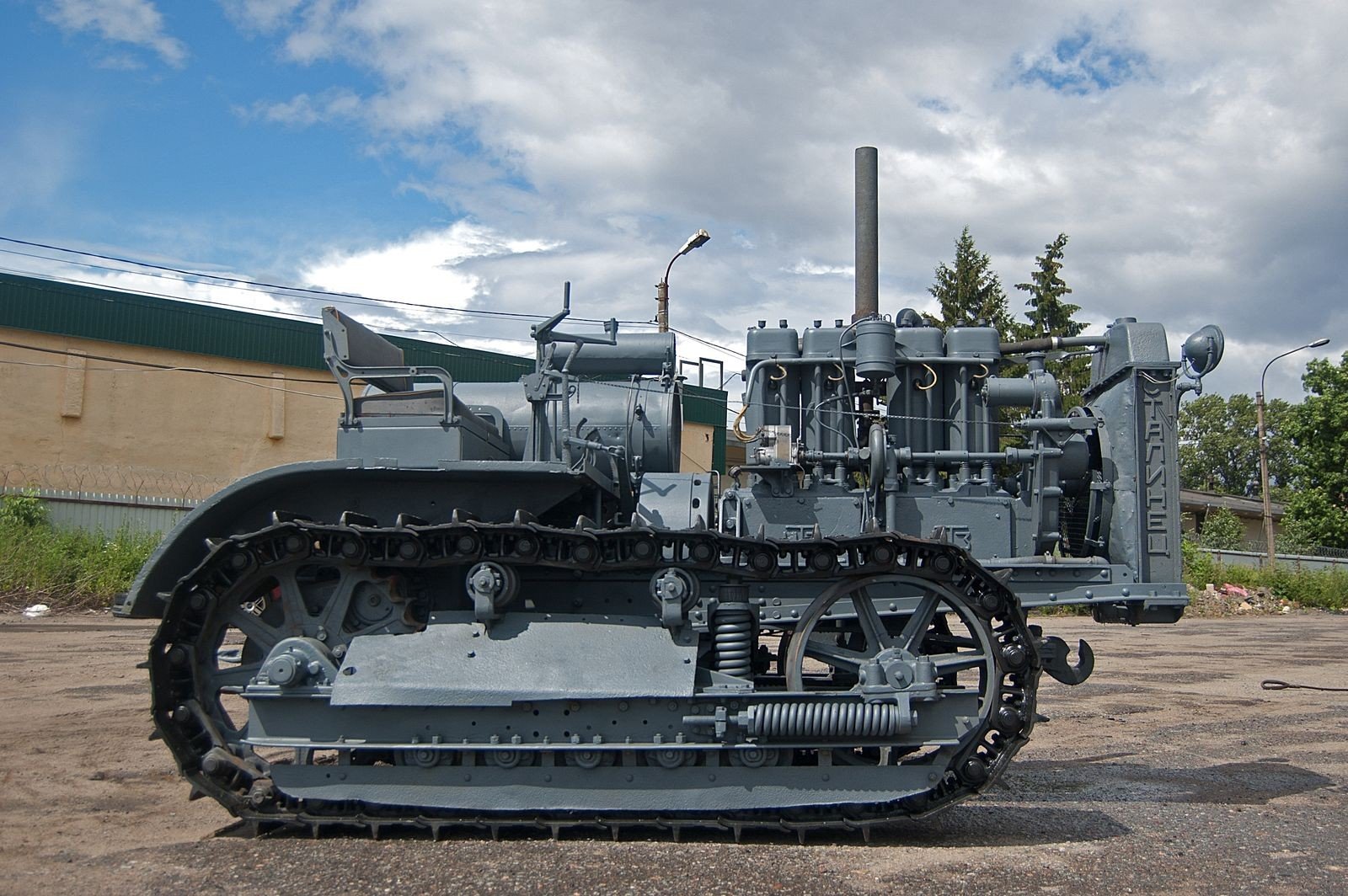Traktor Chelyabinsk Tractor Plant C-60
