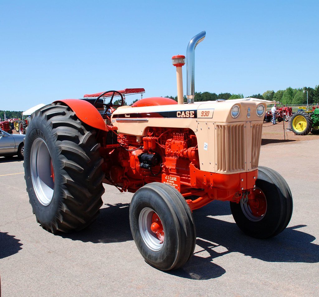 Traktor Agtor 9211