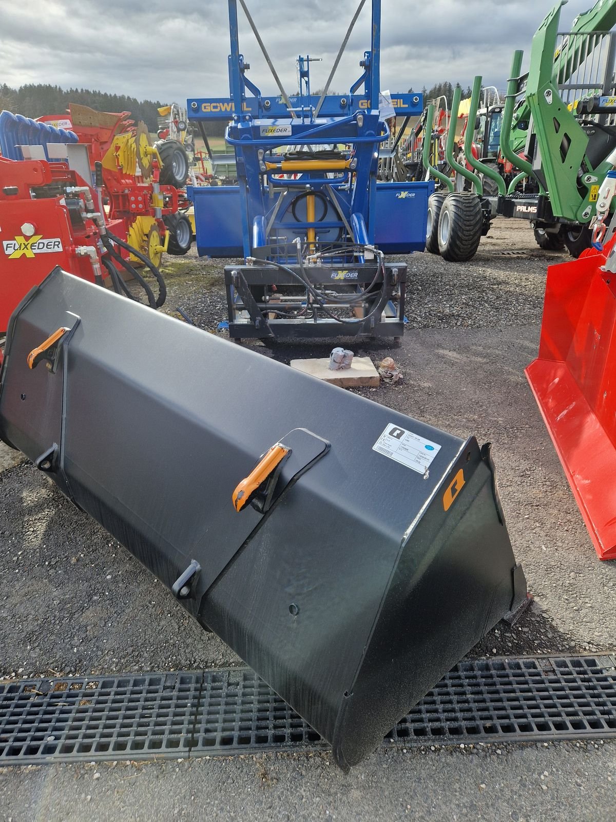 Buckets Quicke / Ålö GM Bucket 190 Euro