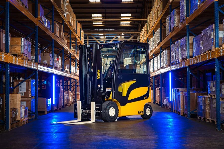 Elektrostapler Yale ERP50VM6 (Containerfähig / Container-compatible)