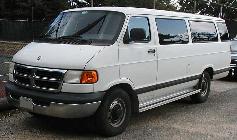 Van Dodge RAM VAN 2.4I 5-SP. HIGHR