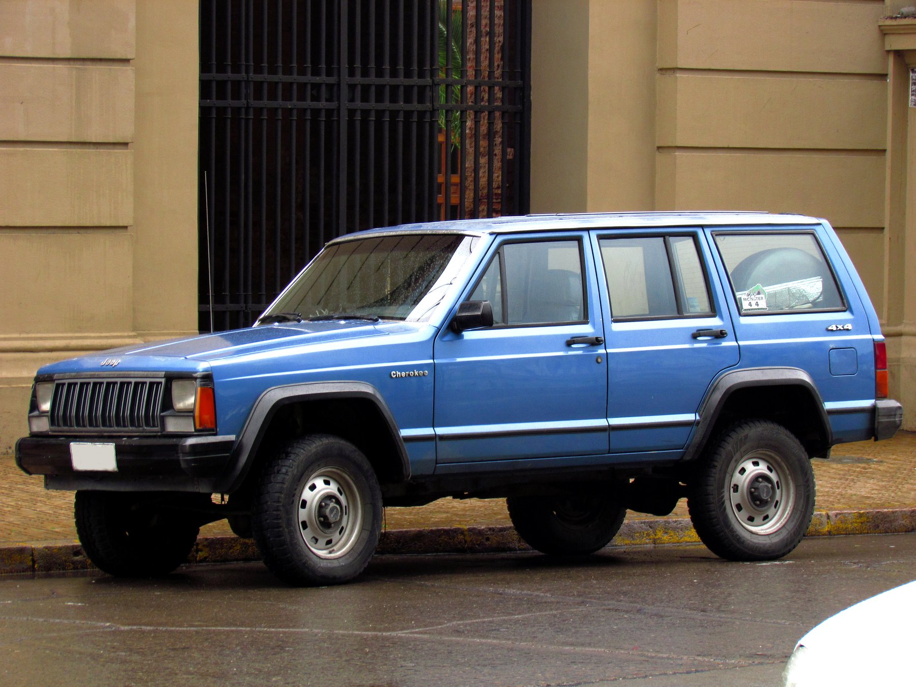 Van Jeep CHEROKEE LIMITED K6