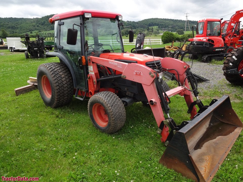 Kubota L4330HST