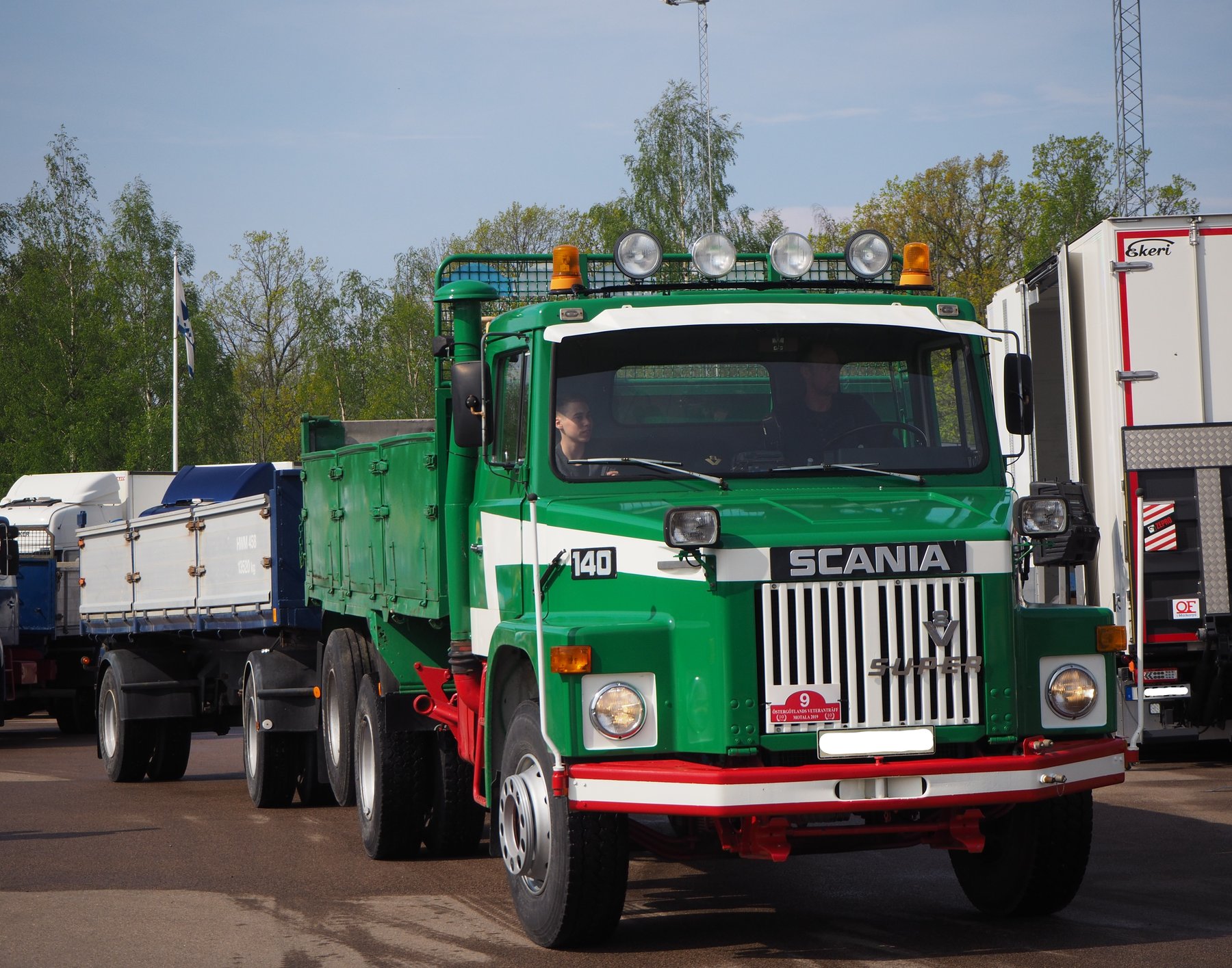 Truck Scania 9 DB-B-ARA9-6X2/390+136