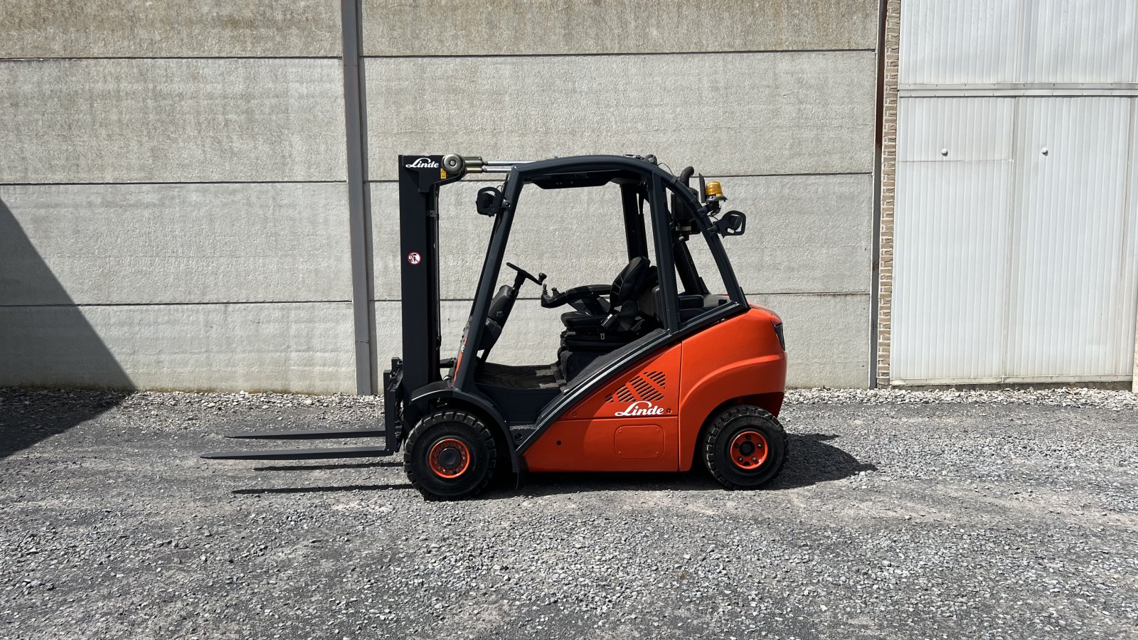 Wózki spalinowe Diesel Linde H20D-600-01