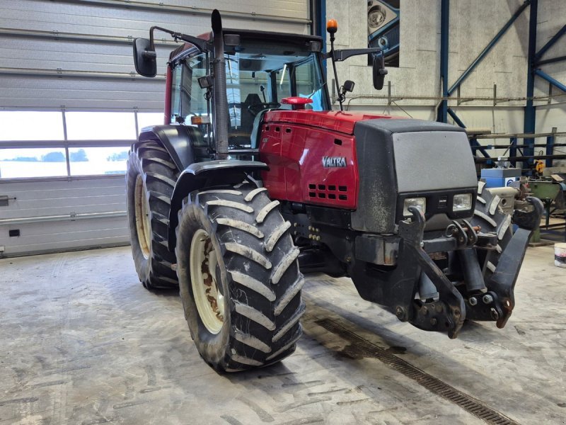 Tractor Valtra/valmet 8350 HiTech