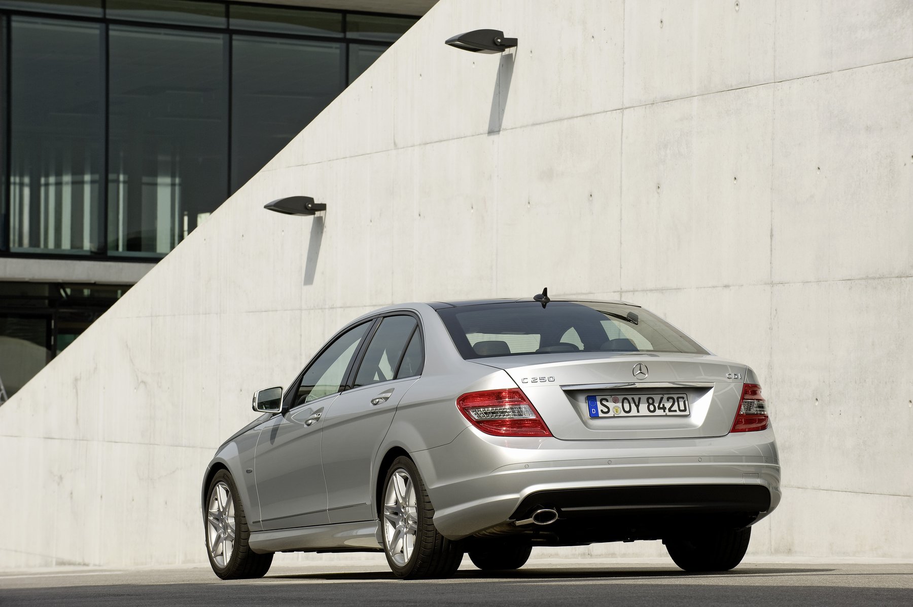 Transporter Mercedes Benz C 250