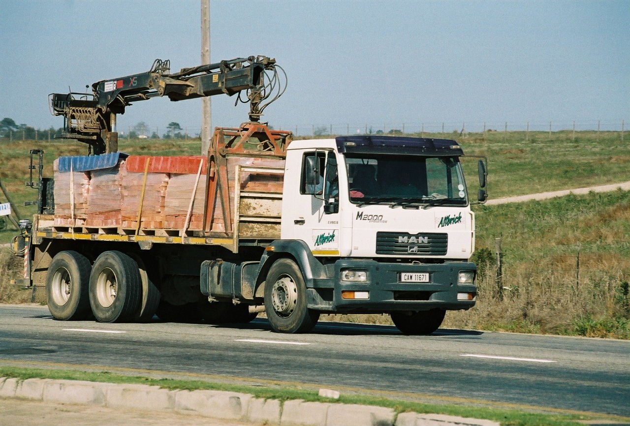 Truck MAN M2000-12.220