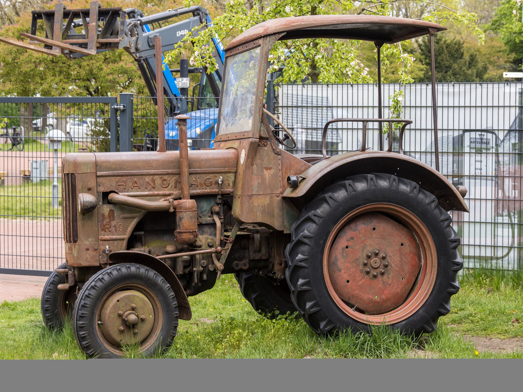 Tractor Hanomag R19