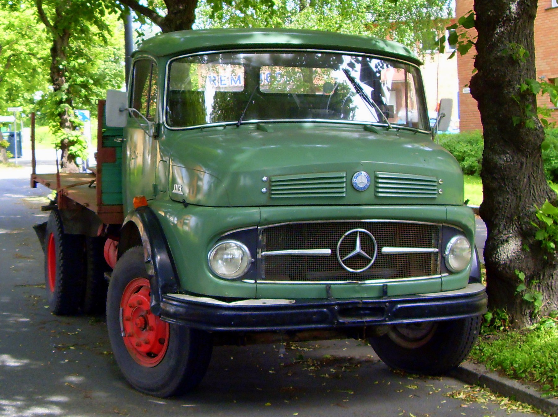 Truck Mercedes Benz 914/3700