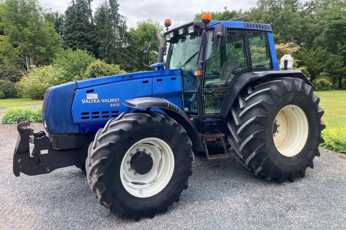Valtra 8450 4X4