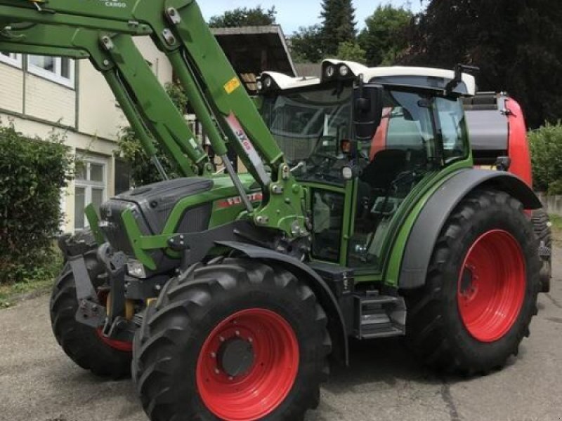 Tractor Fendt FEND 211 VARIO