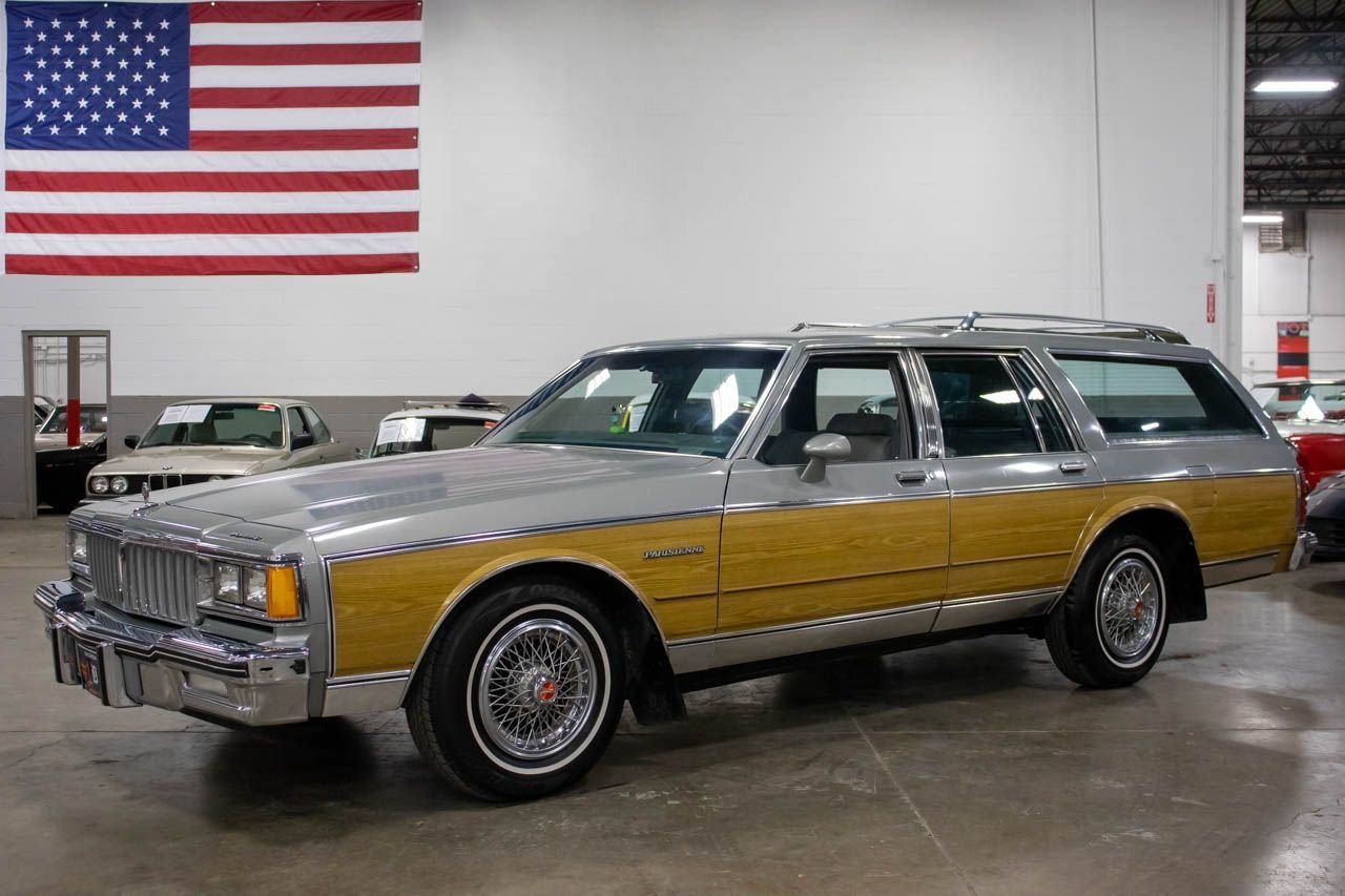 Van Pontiac PARISIENNE VAN-AL35H-E
