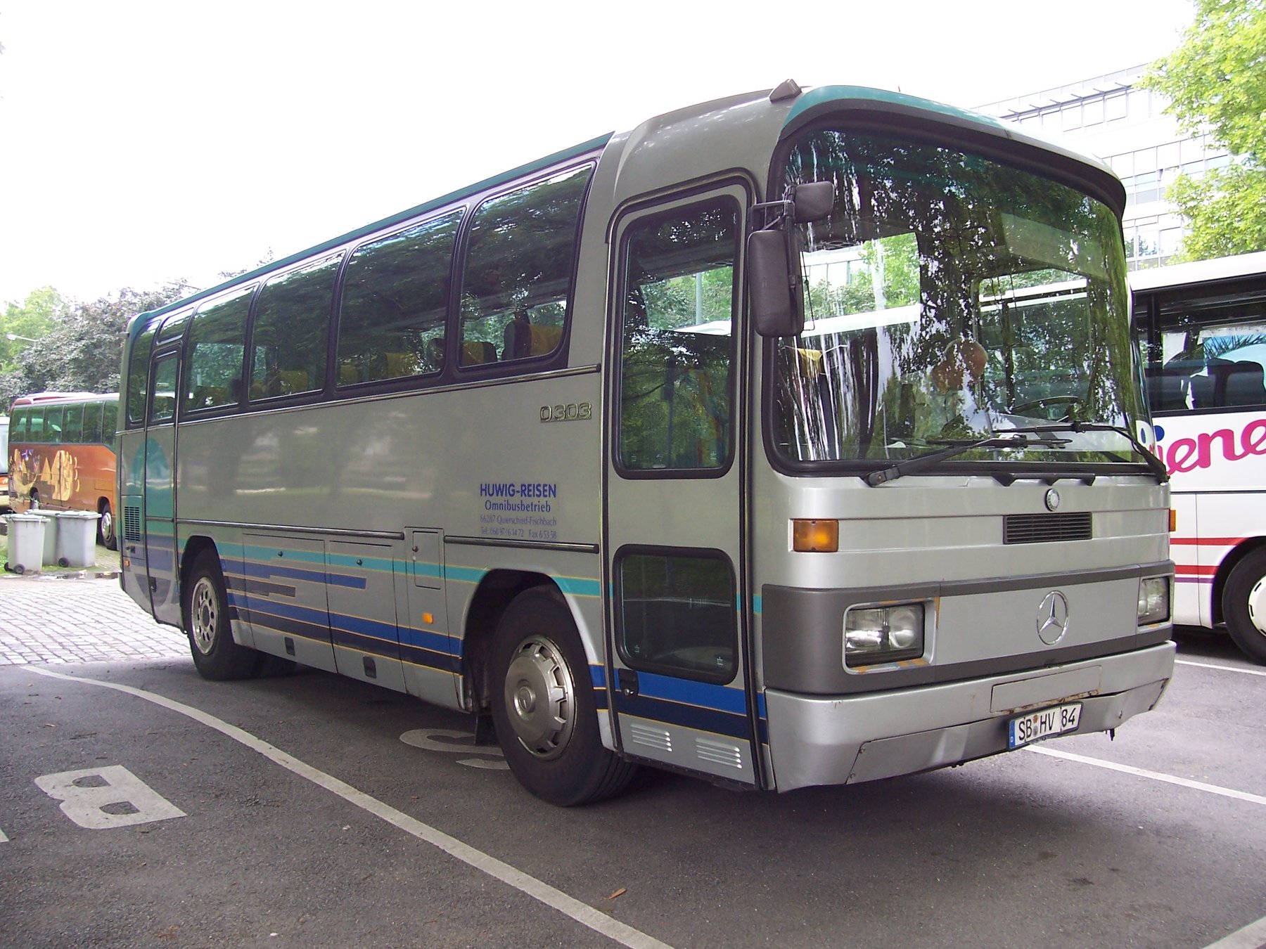 Mercedes Benz 0303/10R