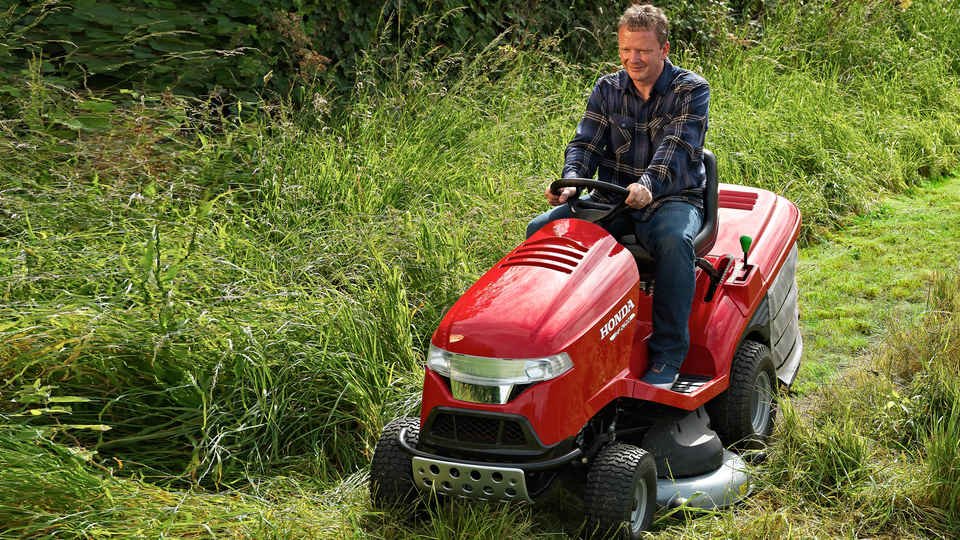 Ride-on mowers Honda HF2218