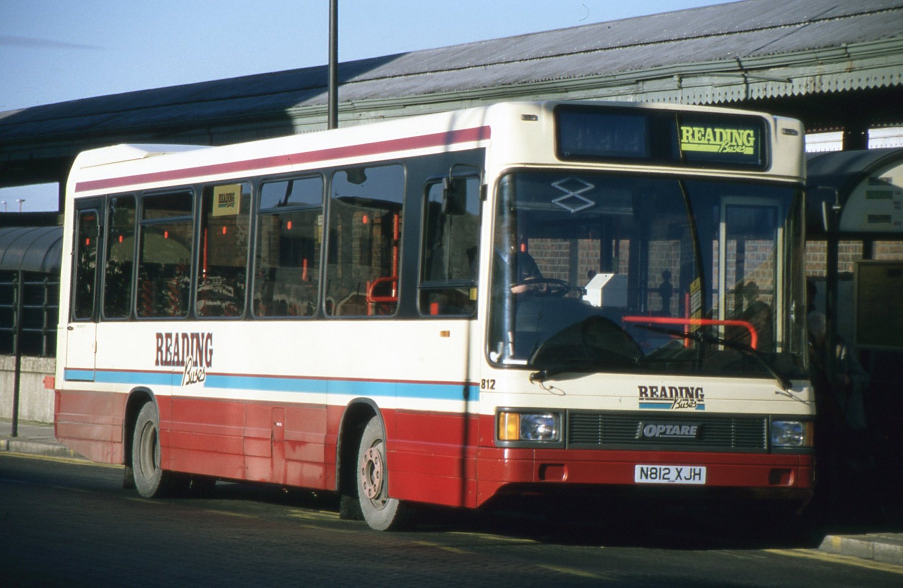 Busse & Reisebusse Optare Vecta